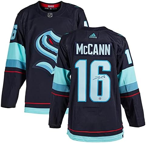 Jared McCann Dedikált Seattle Kraken Adidas Jersey - Dedikált NHL-Mezek