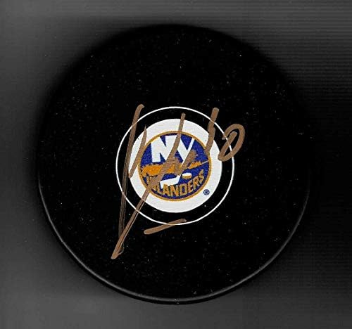 Michael Grabner Aláírt New York Islanders Puck - Dedikált NHL Korong
